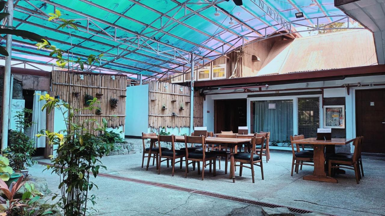 Log Cabin Hotel - Baguio Baguio City Kültér fotó