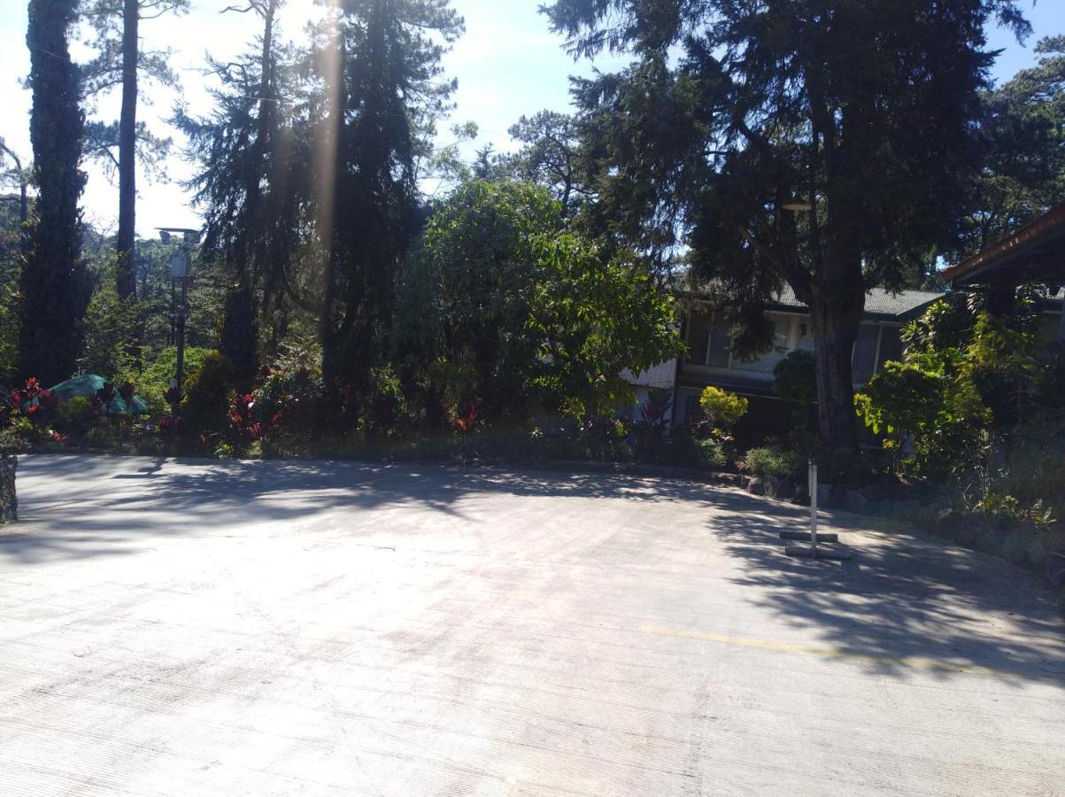 Log Cabin Hotel - Baguio Baguio City Kültér fotó